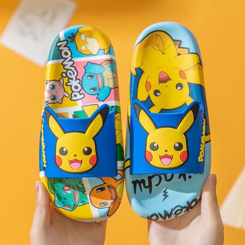 Letnie Kapcie Pokemon dla Dzieci - Miękkie, Antypoślizgowe, Urocze 🐾