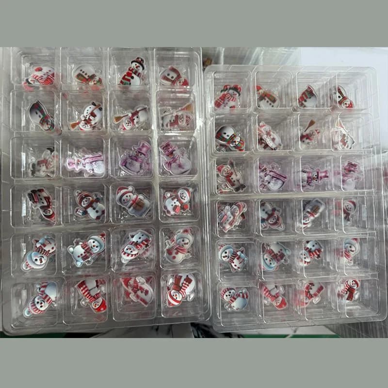 Kalendarz Adwentowy Świąteczny Bałwanek, Świąteczne Kotki z 24 Prezentami 🎄